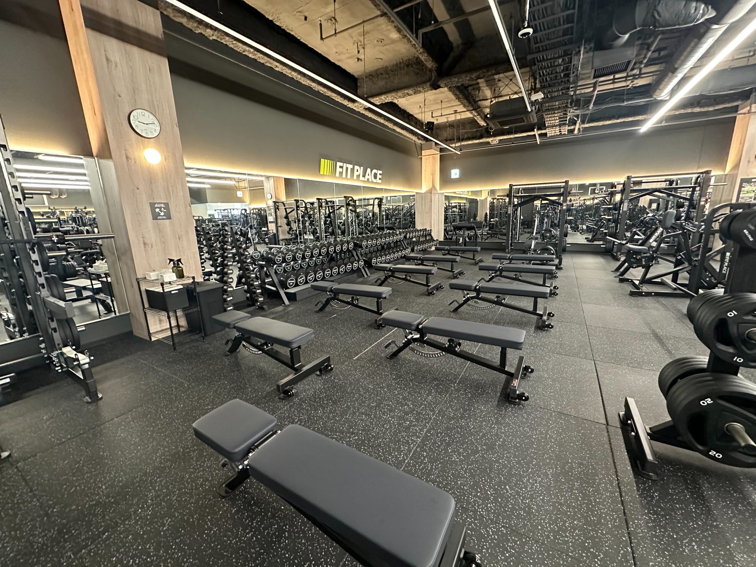 スポーツ フィットネス、トレーニング 鶴見東寺尾 | FIT PLACE24 月会費2,980円(税込3,278円)〜 本格24時間